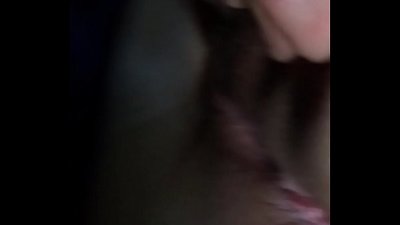 Med en kæreste i bilen